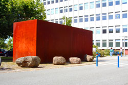 Hörkonzept "Eisenblock"