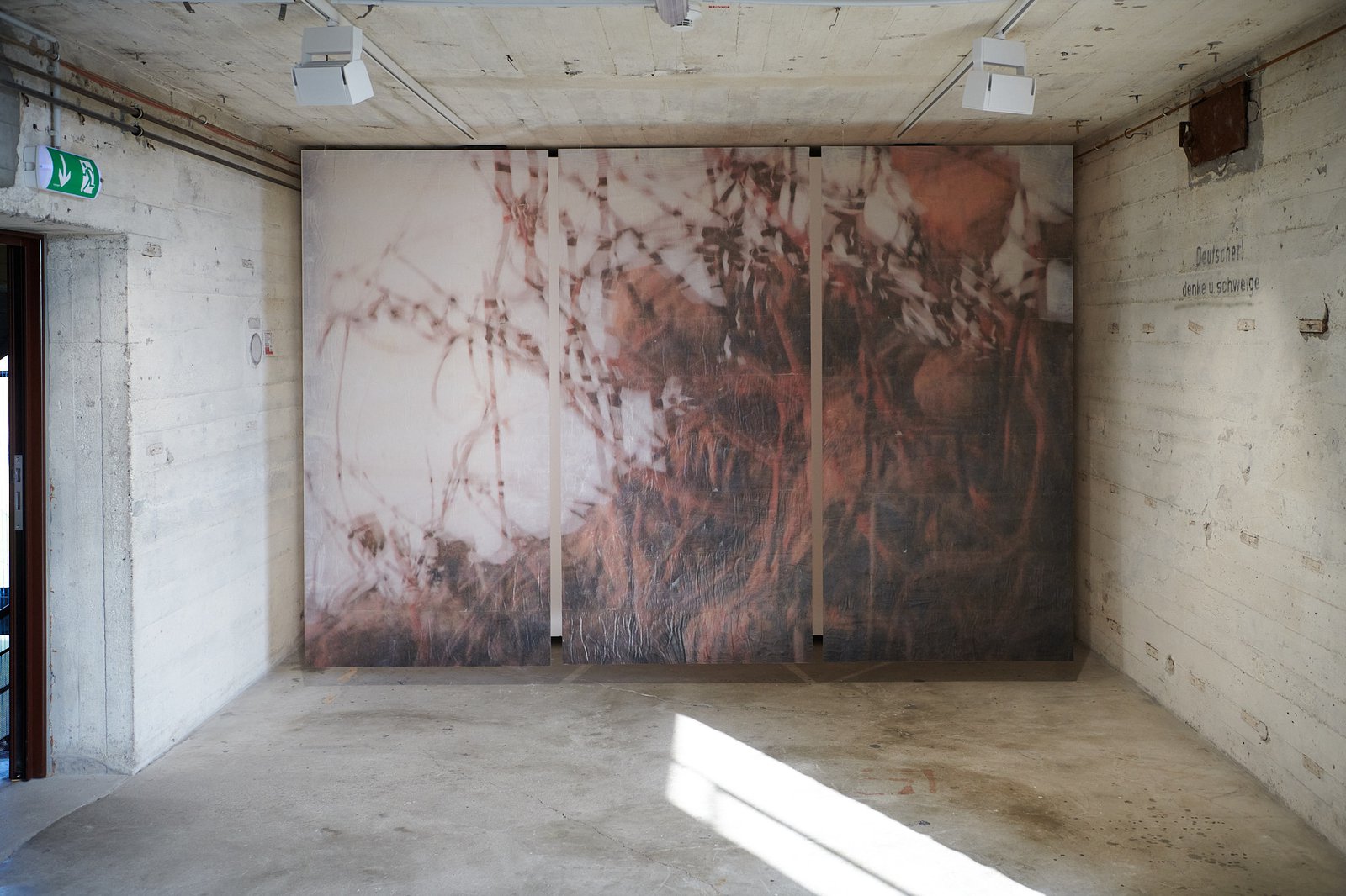 Blick in die Ausstellung: Adriane Steckhan "LOST"