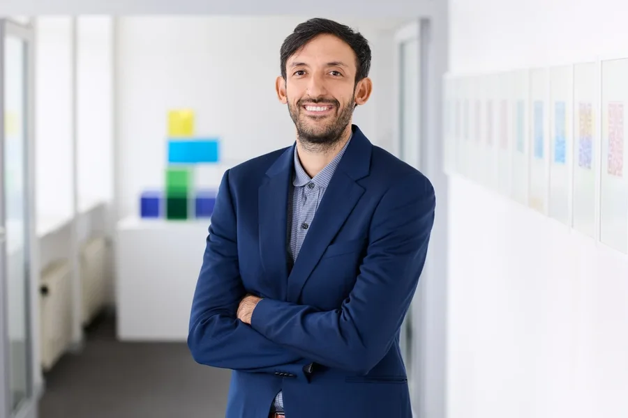 Dr .- Ing. Amir Shoarian-Sattari