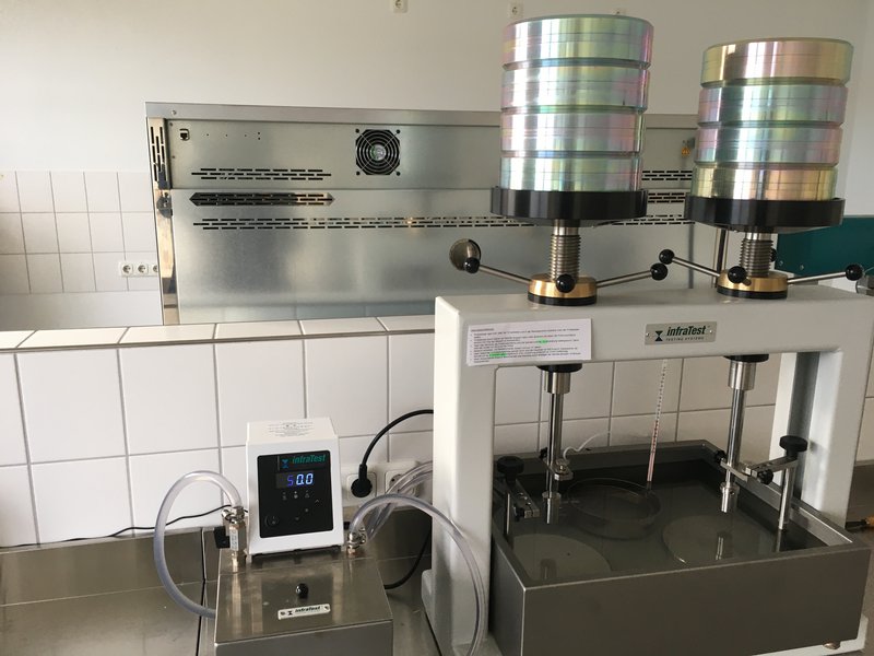 Statischer Stempeleindringversuch