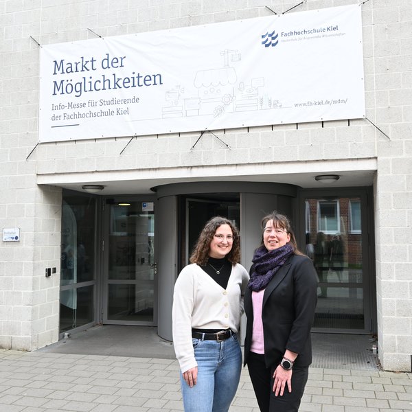 Nicole Flug und Claudia Tippmann