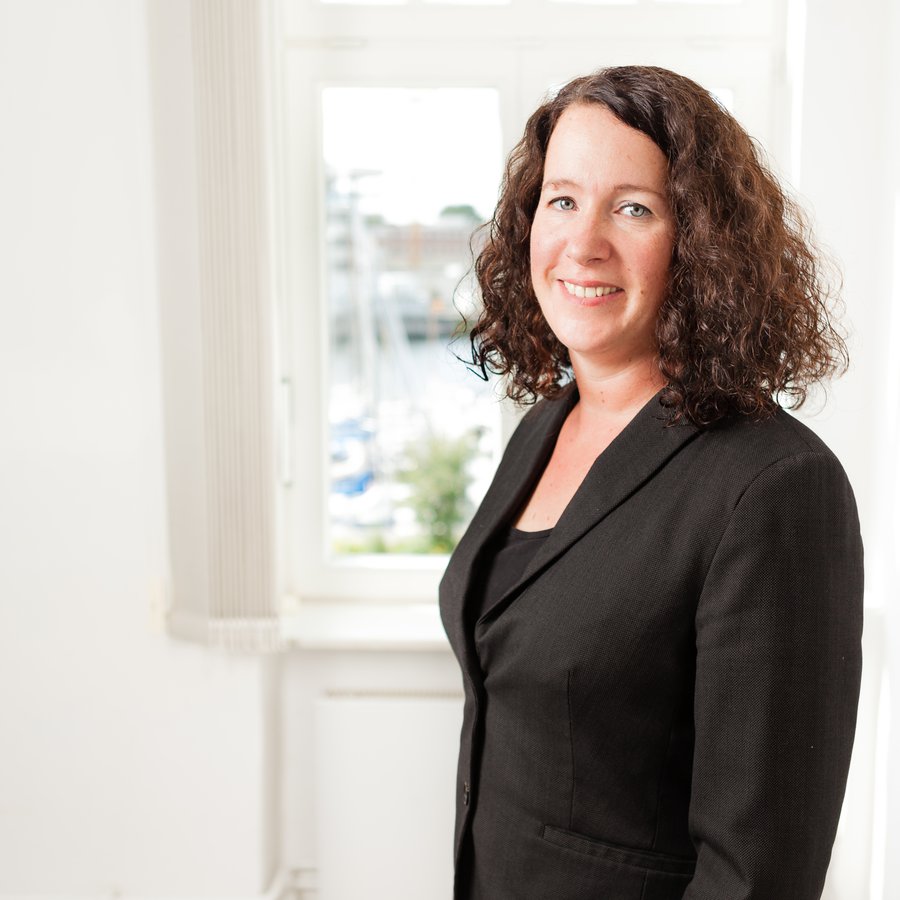 Petra Dickel Portraitaufnahem von Prof. Petra Dickel