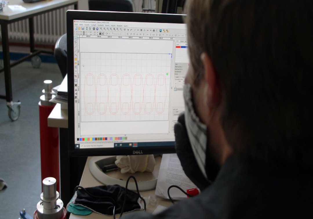 Louis Jorswieck am Bildschirm