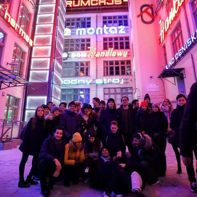 Ein Gruppenbild auf dem Weihnachtsmarkt