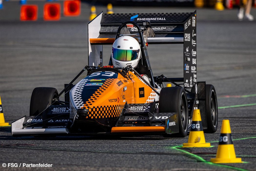 [Translate to English:] Raceyard Rennwagen