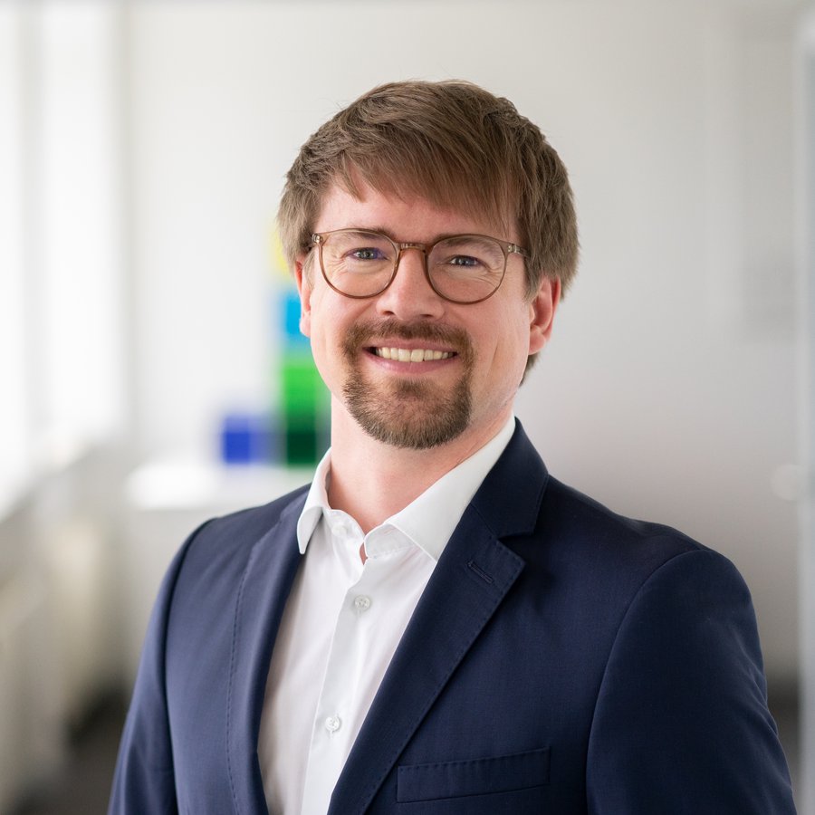Prof. Dr. Michael Müller Portraitfoto von Michael Müller, Professor an der FH Kiel
