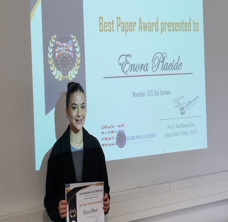 Winner: Enora Placida