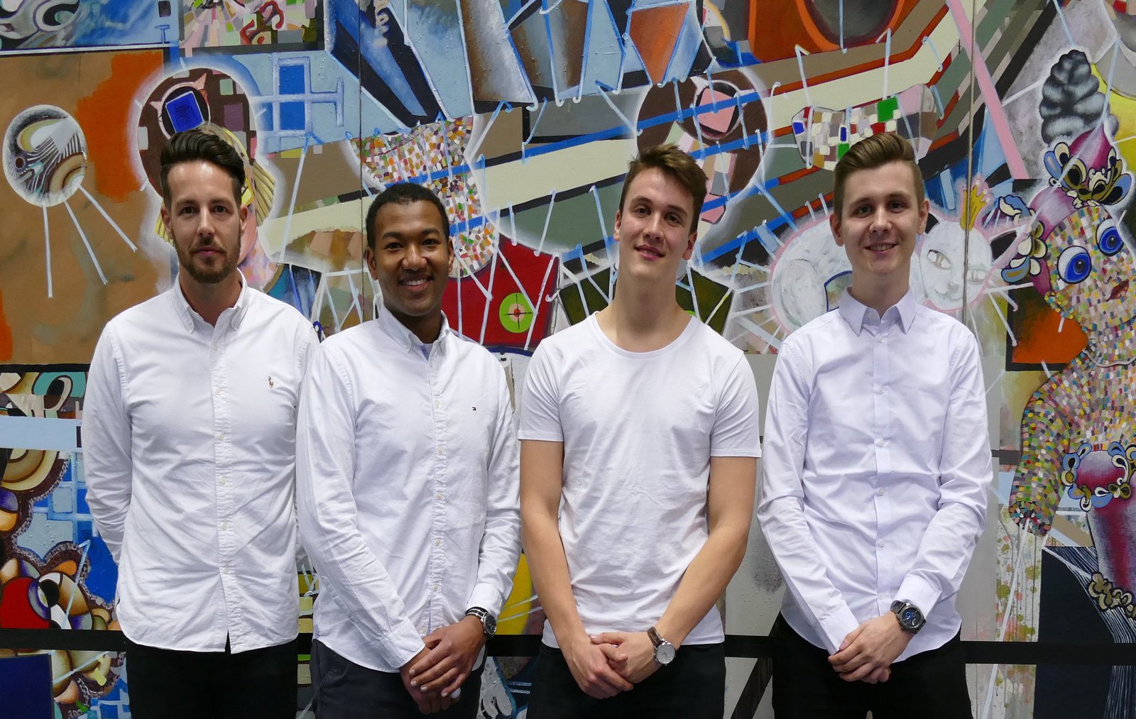 Die vier Studenten überzeugten mit ihrer App „Warenfinder“ und belegten den ersten Platz. Sie wollen ihre Idee auch in Zukunft weiterverfolgen. Foto: Königs