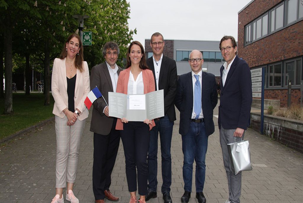 (v. l.) Agnès Moiroux, FH-Vizepräsident  Prof. Dr.-Ing. Klaus Lebert, Aline Luick Prof. Dr. Björn Christensen,  Prof. Dr. Jean-Philippe Clerc und Prof. Dr. Matthias Dressler