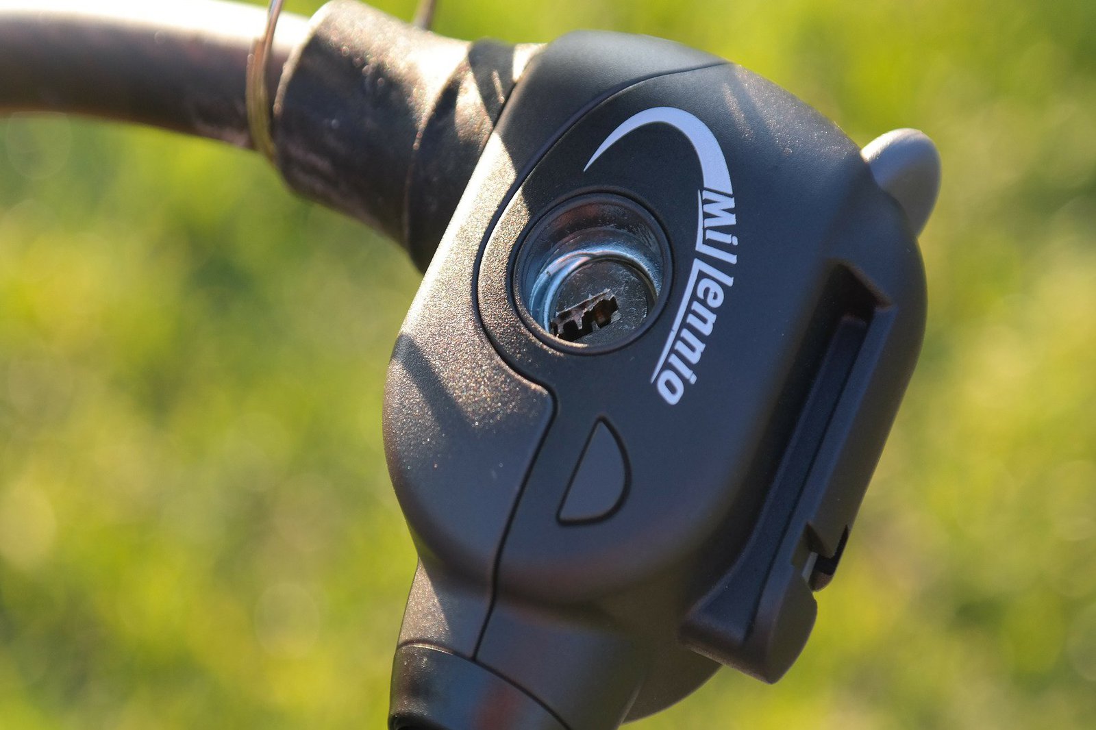 Der Verschluss eines Fahrradschlosses.