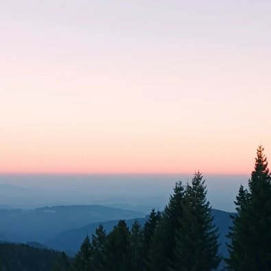 Sonnenuntergang vom Ski-Berg aus