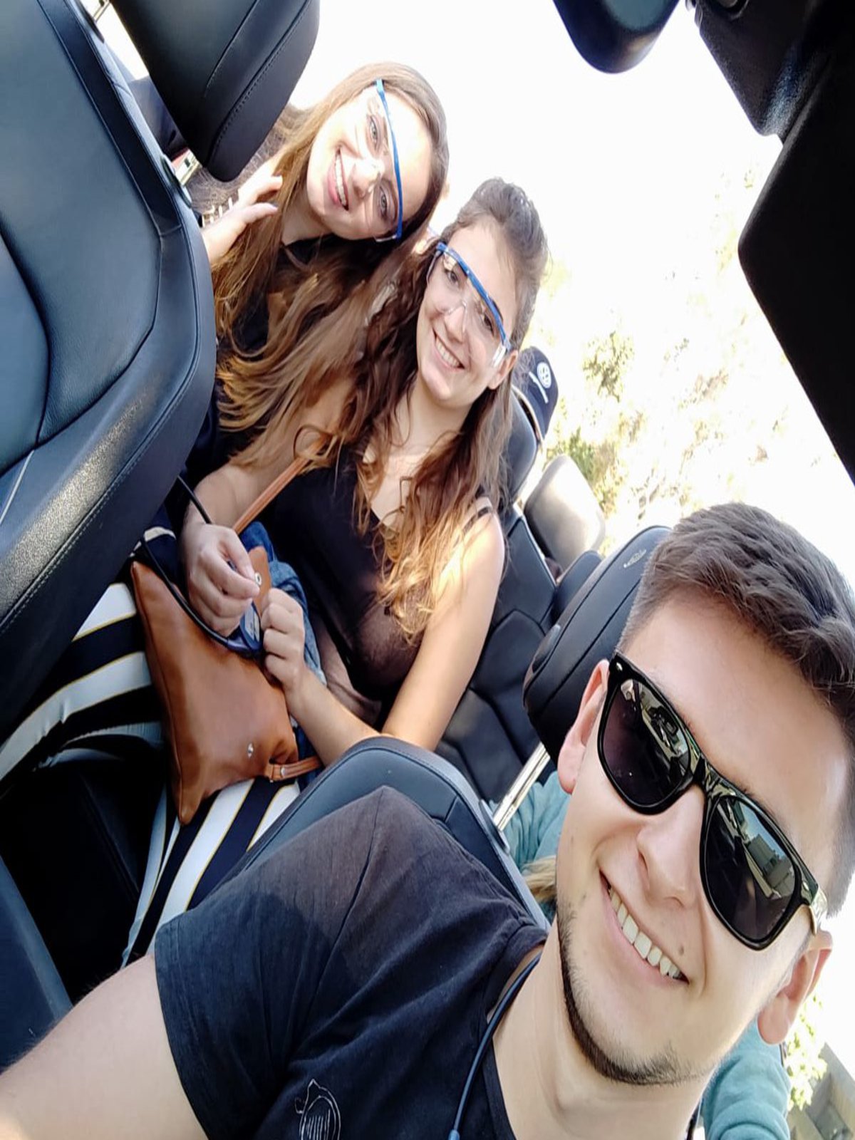 Auch ein Besuch bei VW gehörte zum Programm für Jacqueline (hier in der Mitte zu sehen) und ihre Kommiliton*innen. Foto: Tobias Specker