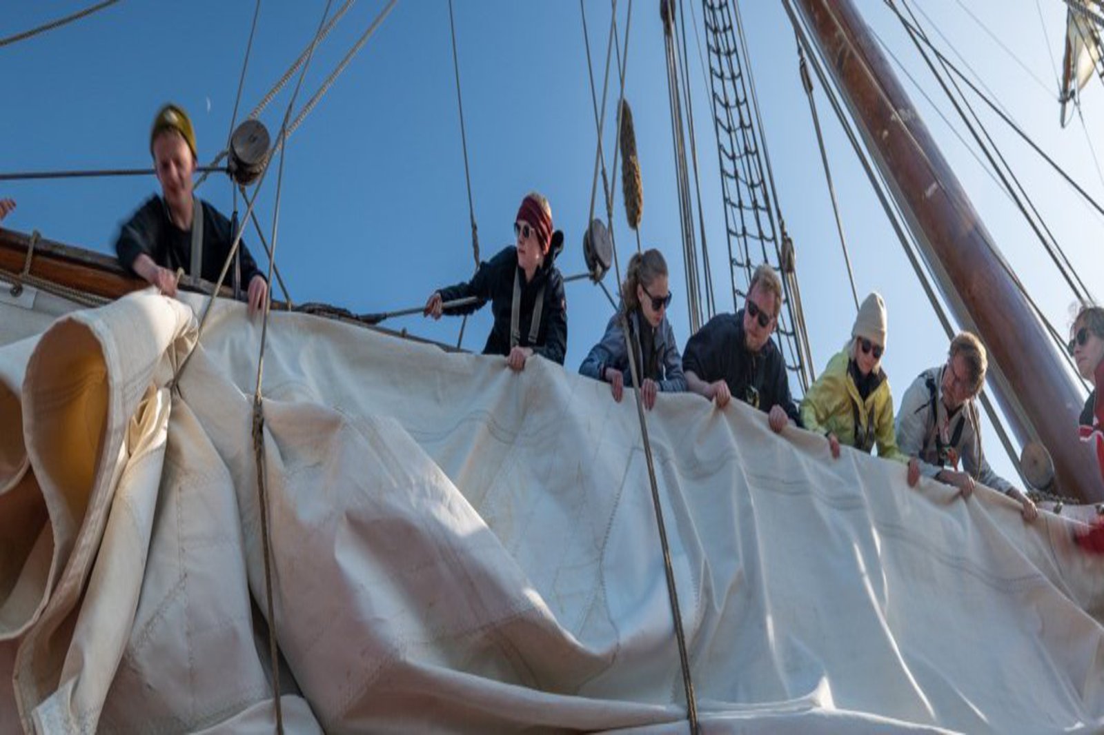 Sailing to Science Teamwork