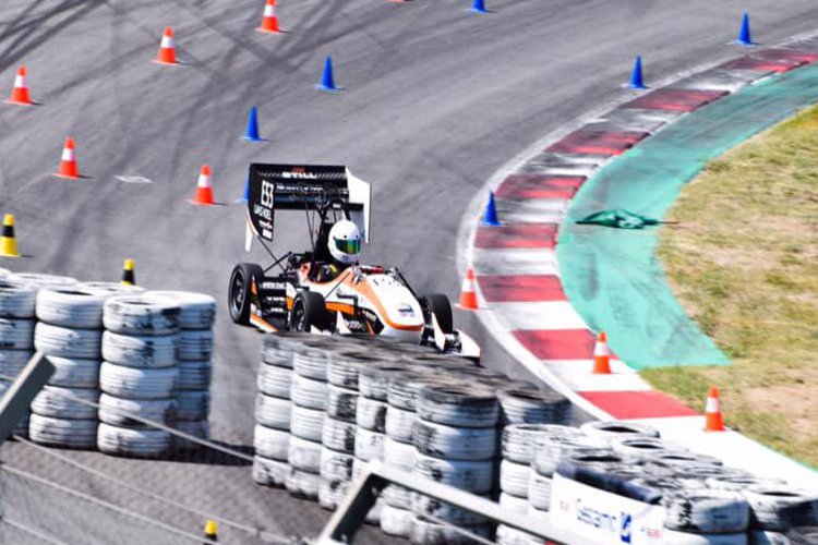 SylviaE erreichte top Rundenzeiten.