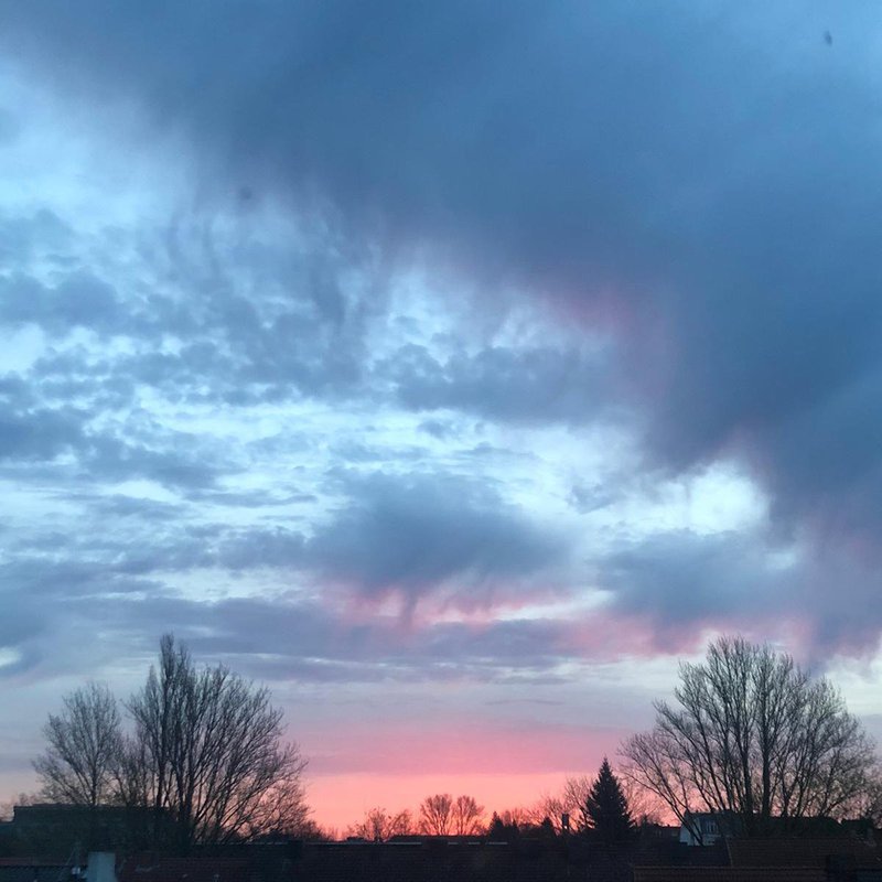 Gut am frühen Aufstehen: (meistens) begrüßt einen der Himmel etwa so. (Foto: Brahms)