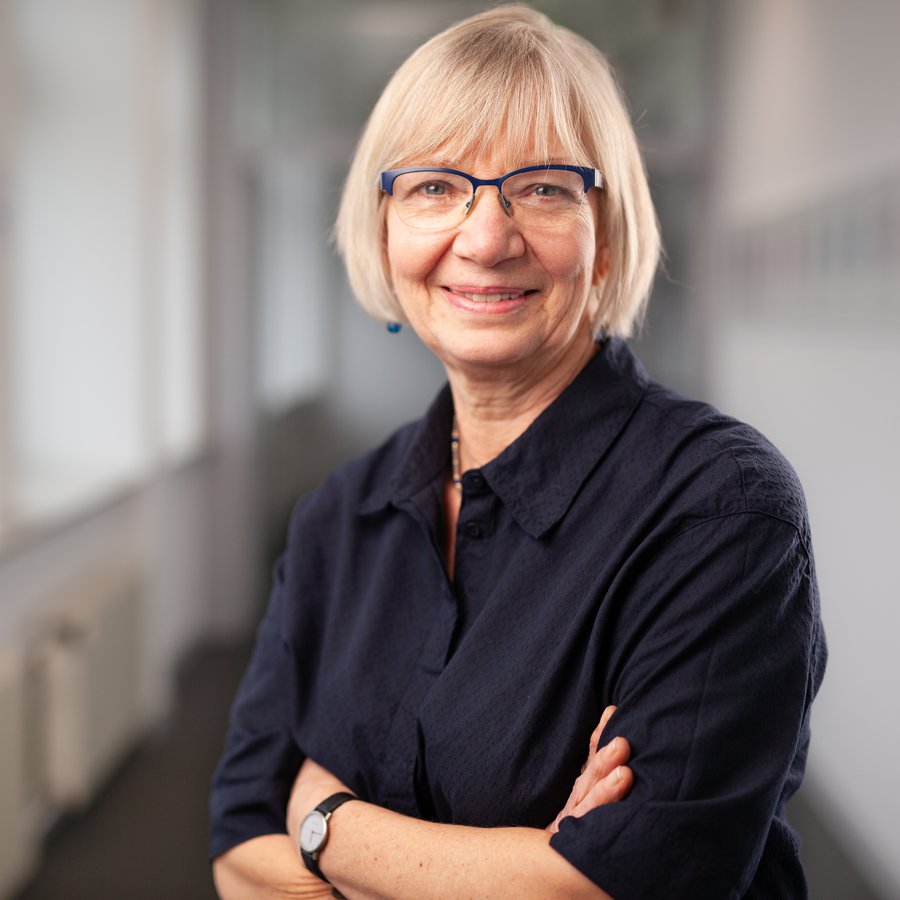 Heidemarie Goerigk Portrait der FH-Mitarbeitenden Heidemarie Goerigk