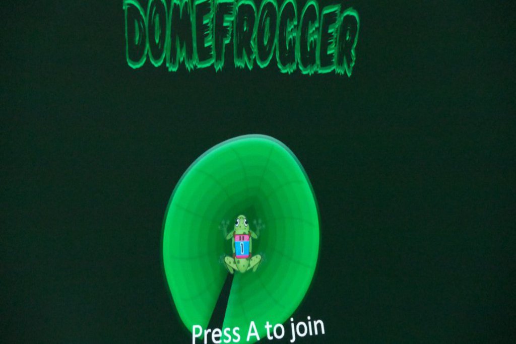 Der Startbildschirm des Spiels DOMEFROGGER.