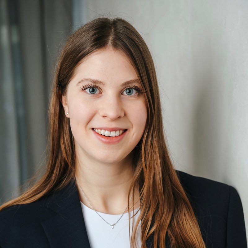 Eine Frau