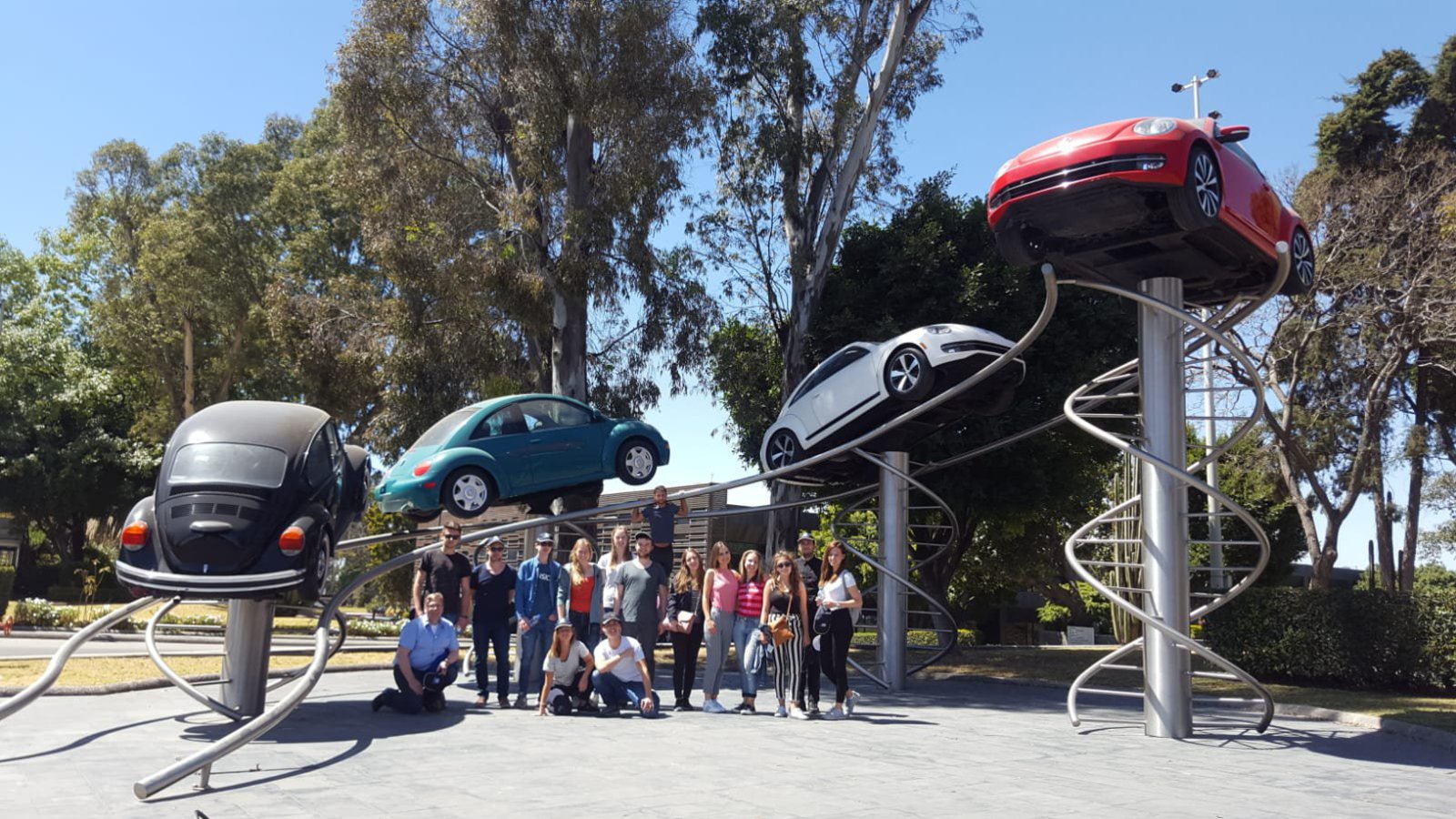 Bei VW in Mexiko konnten die Studierenden mehr über die Produktionsgeschichte des VW Käfer erfahren. Foto: Tobias Specker
