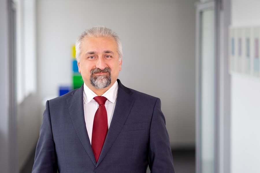 Shafaei Fakhr Reza Reza Fakhr Shafaei