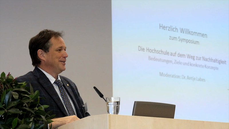 Die Eröffnung des Symposiums am 13.11.2013