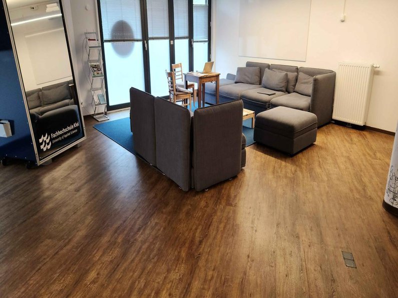 Jugendcampus_Lounge_01.jpeg Die Lounge des Jugendcampus