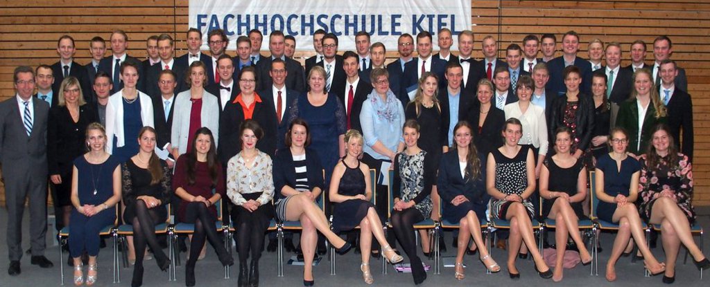 50 Bachelor- und elf Master-Absolventen*innen wurden heute verabschiedet. Foto: Maren Ludwig