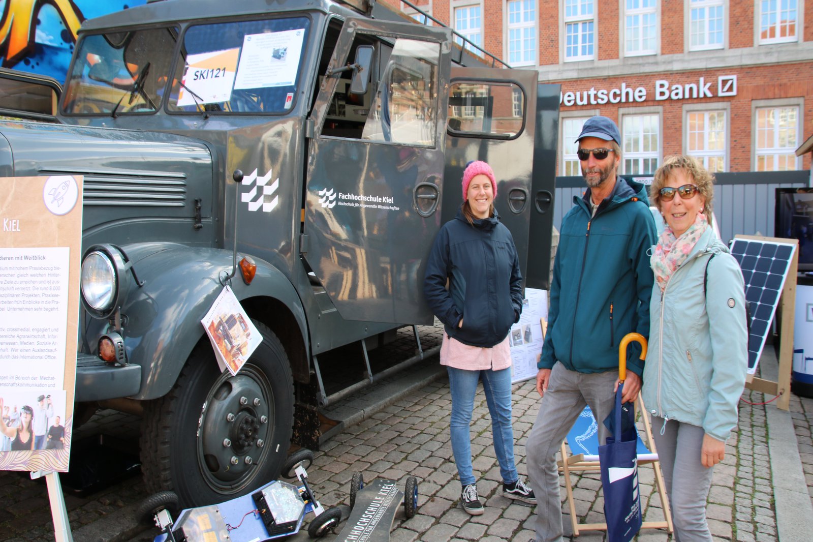 Das Ehepaar Hansen ist extra für den Tag der Deutschen Einheit aus Flensburg nach Kiel gekommen.