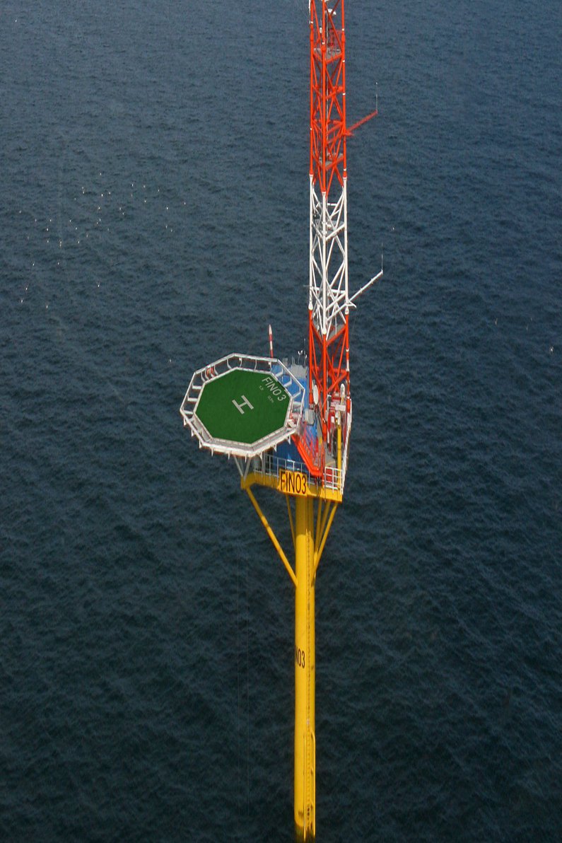 FINO3 Monopile Offshore Plattform