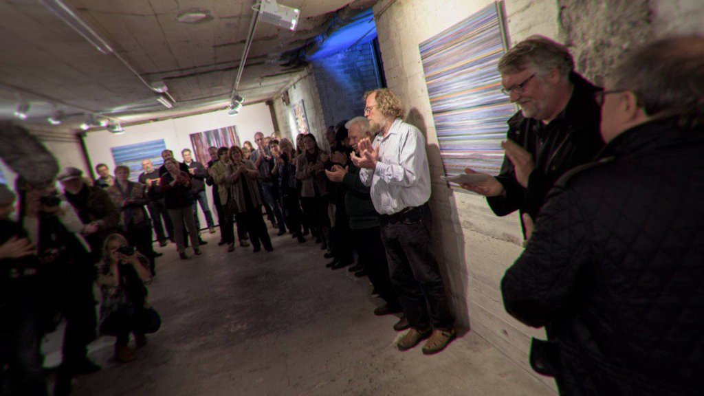 Die Galerie des Bunker-D, der FH Kiel, ist gut besucht.