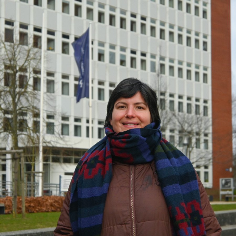 Nathalie Schnoor forscht und promoviert zum Thema Einsamkeit an der Fachhochschule Kiel.