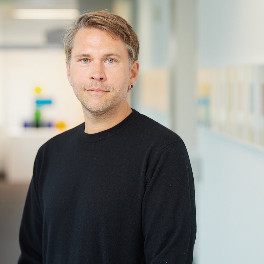 Fabian Lamp Potrait Prof. Fabian Lamp.