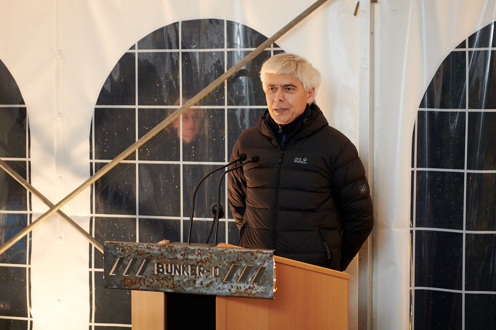 Vernissage "Falten der Zeit" Vladimir Sitnikov