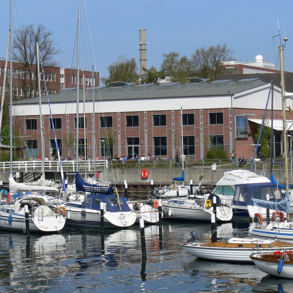 Studentenwerk SH Segelbootshafen