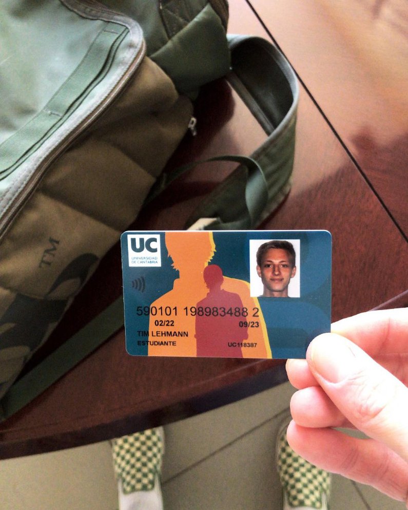 Tims Studierendenausweis aus Spanien