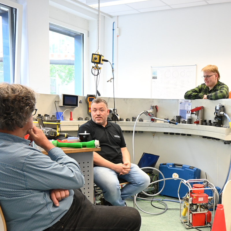 Eine Gruppe Menschen