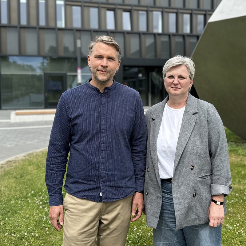 Ein Mann und eine Frau