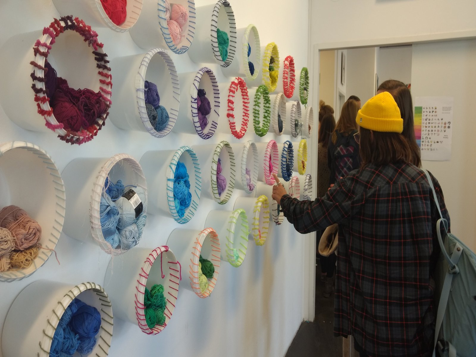 Auch Werkstätten für Menschen mit Behinderungen oder psychischen Erkrankungen waren eine Station der Fahrt. Foto: Nadine Backer