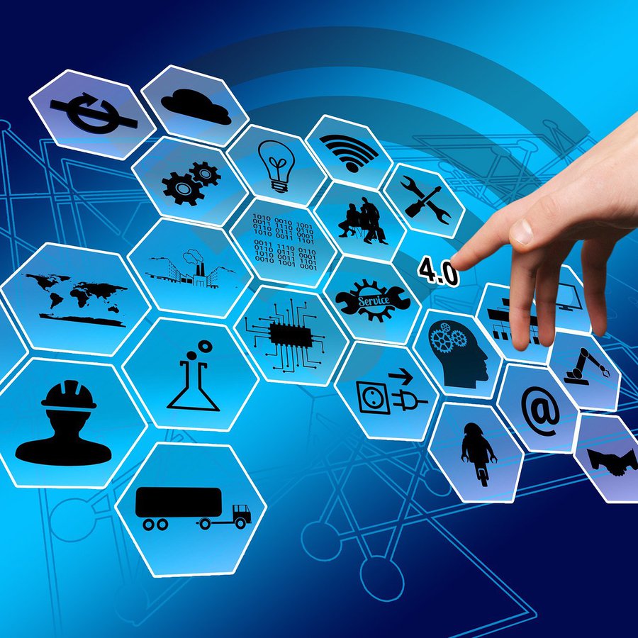 25 Kacheln mit Industrie-Symbolen wie einem LKW und Zahnräden.