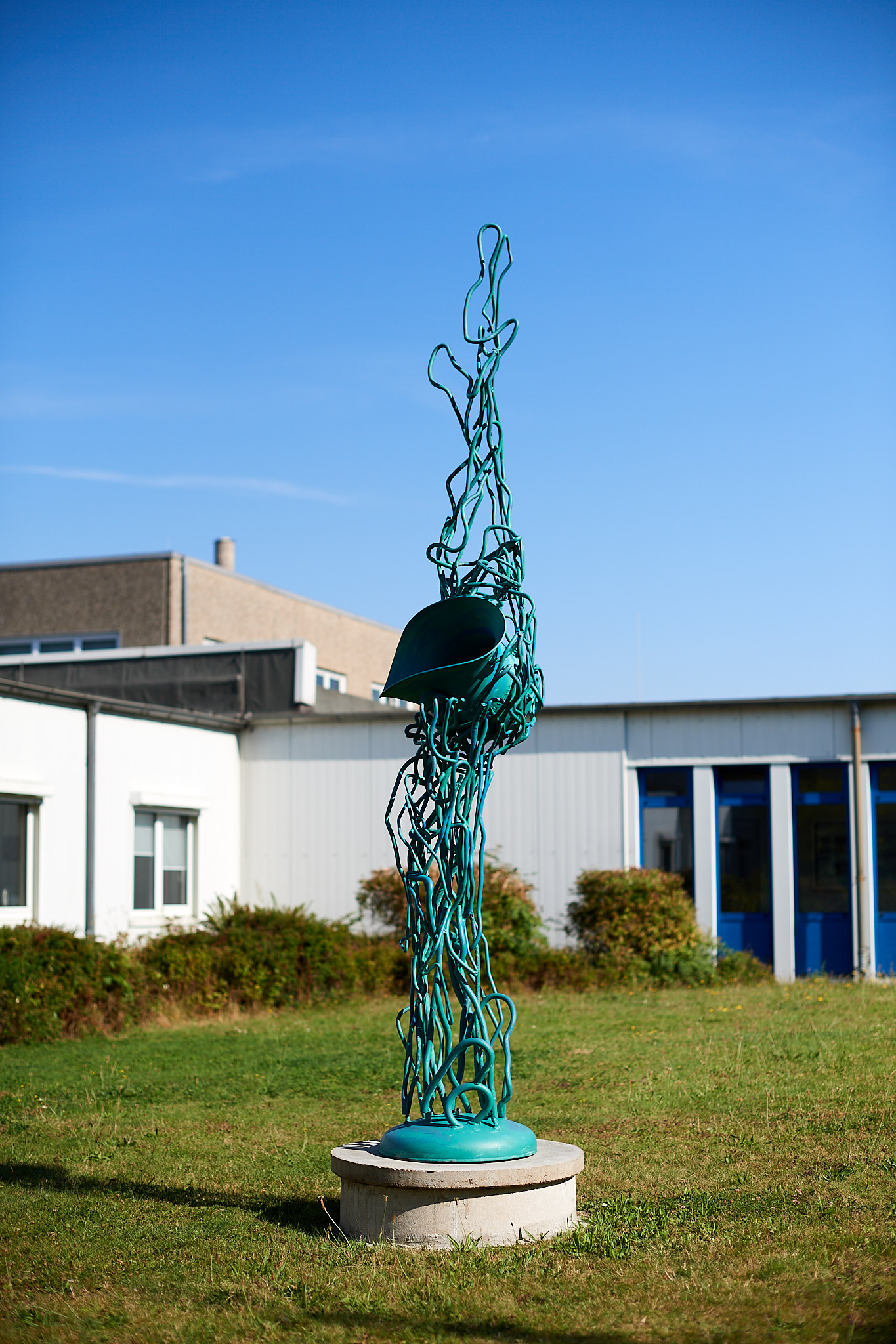 Die Skulptur "Frau" von insa Winkler Werkfoto, Frau von Insa Winkler