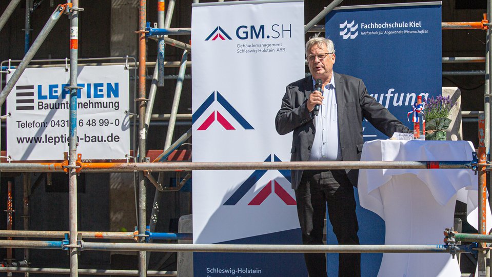 Foto: Ann-Christin Wimber FH-Kanzler Klaus-Michael Heinze